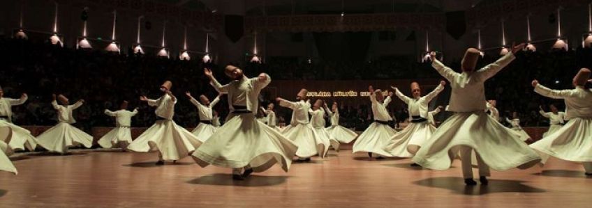 داستان خواندنی رقص صوفی بر سفره تهی از مثنوی معنوی مولوی