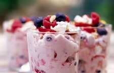 آموزش تهیه دسر خامه شاتوتی سه لایه ای