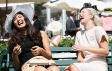 دلایلی که باعث می شوند شاد نباشیم