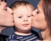 فواید بوسیدن کودکان توسط والدین