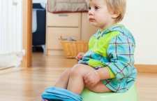 در زمان اسهال نوزاد چه غذاهایی به او بدهیم