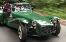 نگاهی به خودرو کاترهام سون اسپرینت 2017 با شمایل کلاسیک