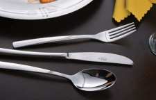 نحوه تمیز کردن قاشق و چنگال