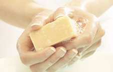 چطور صابون به تمیز شدن بدن کمک می کند