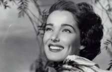 جولی آدامز بازیگر هالیوود درگذشت