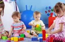 انتخاب اسباب بازی متناسب با سن کودک