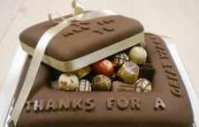 دستور تهیه کیک تولد ساده و شیک با طعم عالی