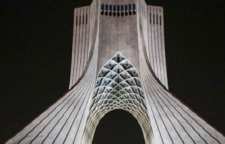 برج آزادی میزبان سرودهای انقلابی می شود