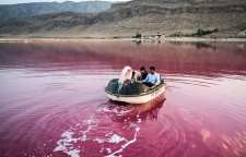 دریاچه مهارلو دریاچه قرمز رنگ در استان فارس