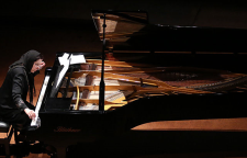 لحظاتی سرشار از آرامش و اضطراب