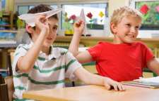 نشانه های کودکان بیش فعال