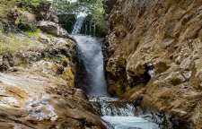 آبشار بنگان بافت از زیباترین آبشارهای کرمان