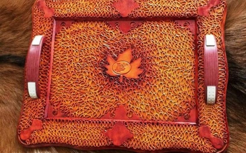هنر سوخت روی چرم ابداع تیموریان