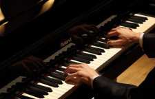 گروه موسیقی برف در نیاوران کنسرت می دهد