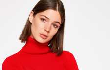 لباس یقه اسکی را با چی بپوشیم