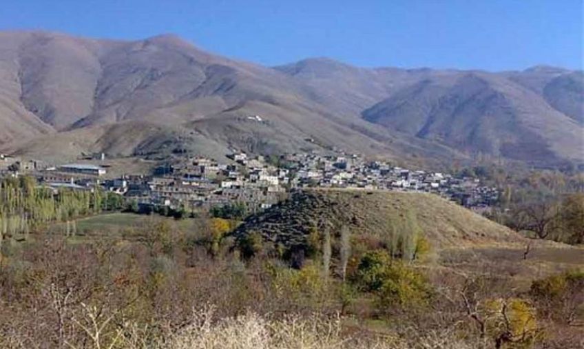 روستای کومایین شهرستان کامیاران در کردستان