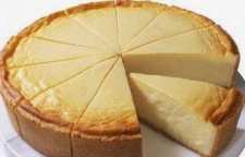 نحوه آماده کردن کیک ایتالیایی یک کیک نرم و خوشمزه