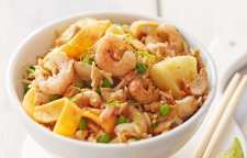 طرز تهیه میگو پلو اسپانیایی یک ناهار دریایی بسیار رنگین و خوش طعم