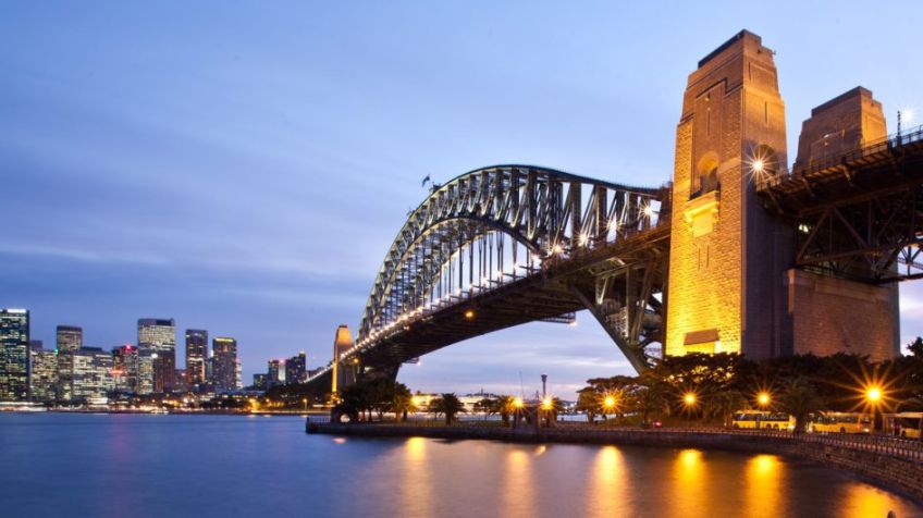 هاربر بریچ شهر سیدنی استرالیا پنجمین پل قوسی در جهان