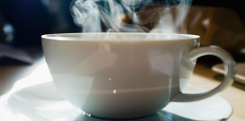 چای داغ خطر ابتلا به سرطان را افزایش می‌ دهد