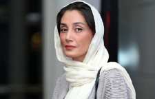 حضور هدیه تهرانی در مناطق سیل زده گلستان با لباس هلال احمر