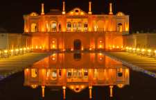 باغ بیگلربیگی یا باغ فتح آباد یکی از جاذبه های برتر گردشگری کرمان