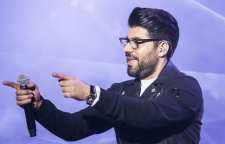 تور کنسرت های حامد همایون در سال 98 آغاز می شود