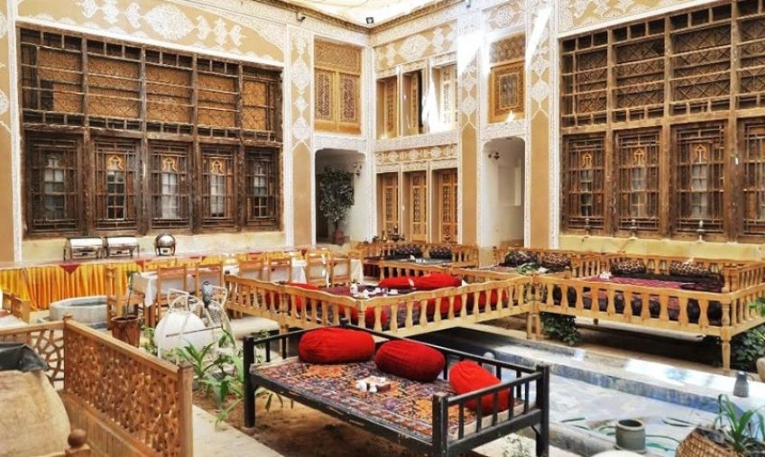 هتل سنتی ملک التجار یزد اولین هتل خشتی جهان