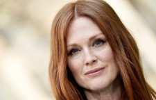 جولیان مور به سریال مشترک جدید استیون کینگ و جی جی آبرامز پیوست