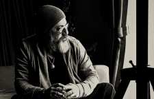 عکس یادگاری امیر آقایی با راجر واترز موزیسین مشهور