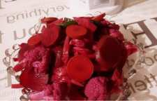 روش درست کردن ترشی قرمز با گل کلم و لبو که اشتها آور و هضم کننده ی غذا