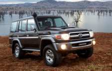 تویوتا لندکروزر سری 70 اسطوره 32 ساله