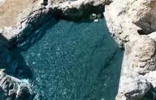 چشمه آبگرم هرسین در استان کرمانشاه از گرمترین آب های دنیا