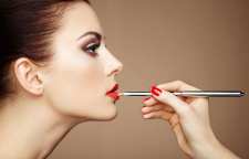 چگونه یک آرایش طبیعی ساده و زیبا داشته باشیم