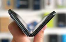 سامسونگ در فکر ساخت گوشی هوشمندی با صفحه ی نمایش دوطرفه است