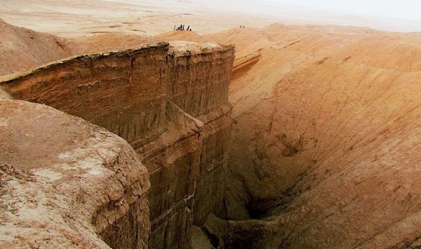 کویر کوه سرخ از زیباترین جاذبه های طبیعی سمنان