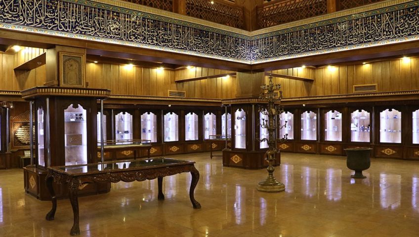 موزه بارگاه شاهچراغ در شیراز