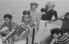 حکم اعدام شاه و فرح و اطرافیان توسط آیت الله خلخالی