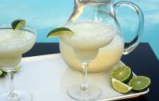 روش تهیه نوشیدنی مارگاریتا  یک نوشیدنی محبوب سنتی مکزیکی