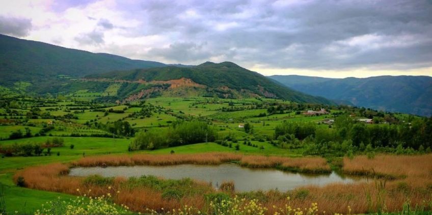 دریاچه ویستان رودبار از بهترین جاذبه های گردشگری گیلان