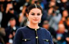 سلنا گومز خواننده مشهور هالیوودی صفحه اینستاگرام خود را بست