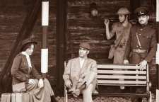 گریم متفاوت ریحانه پارسا در فیلم خوب بد جلف ارتش سری