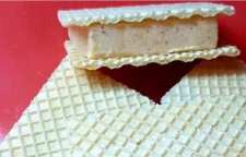 دستور تهیه بستنی هلو خانگی دسری خوش عطر و تابستانی