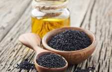 خواص روغن سیاه دانه برای پوست و مو