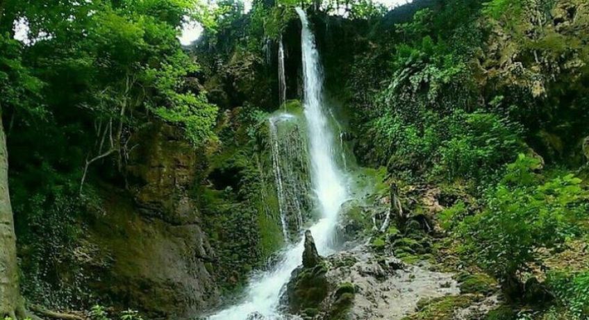 آبشار سمبی شهرستان بهشهر مازندران