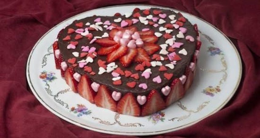 چندین نکته مهم کیک پزی که افراد مبتدی باید بدانند