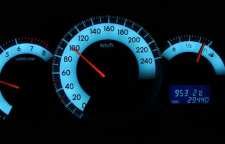 روش کار کیلومترشمار خودرو به چه صورت است و نحوه تشخیص کیلومترشمار دستکاری شده