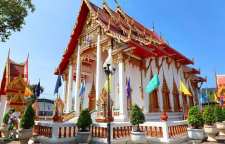 معبد چالونگ پوکت در کشور تایلند