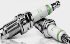 چه زمانی باید شمع خودرو را عوض کنیم