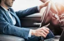 چه عواملی باعث لرزش فرمان خودرو می شود